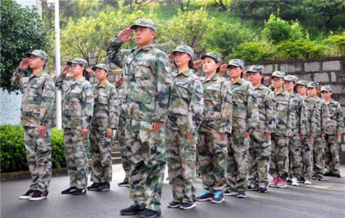 軍訓(xùn)3.jpg